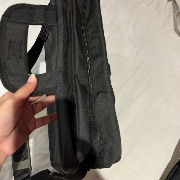 BRAND NEW laptop bag - Picture 4 of 10